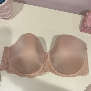 Lace Strapless Bra - Nude
